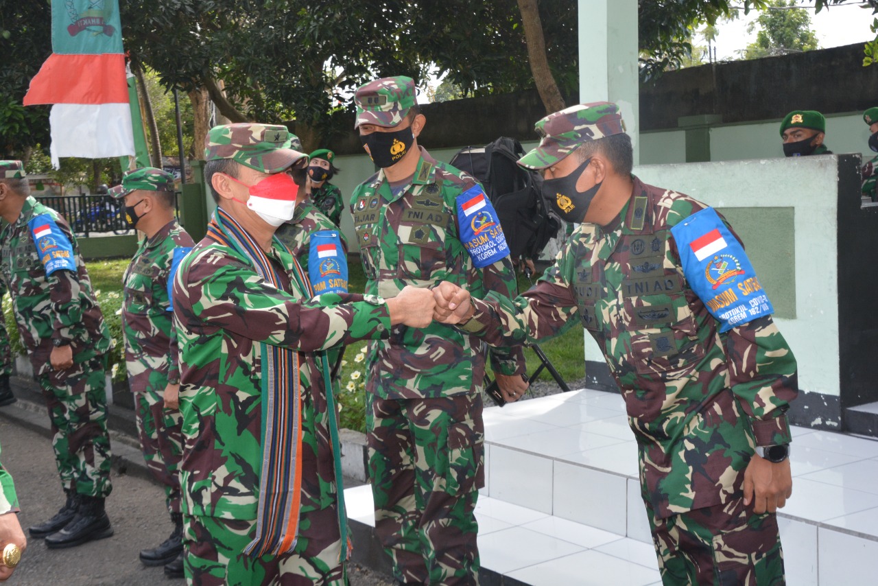 Danrem 162/WB Berikan Taklimat Awal Tim Current Audit Itjen TNI AD