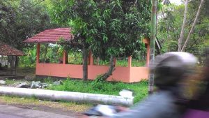 pembangunan rumah makam yang anggarannya tidak sesuai dengan realisasi s