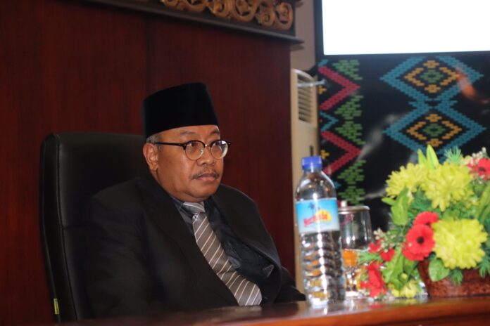 Tambah Payung Hukum, Dua Raperda Prakarsa Disetujui DPRD NTB Sekretaris Daerah NTB, Drs. H. Lalu Gita Ariadi, M.Si menyatakan bahwa dengan disetujuinya dua buah Raperda Prakarsa tersebut, maka akan menambah payung hukum di NTB.