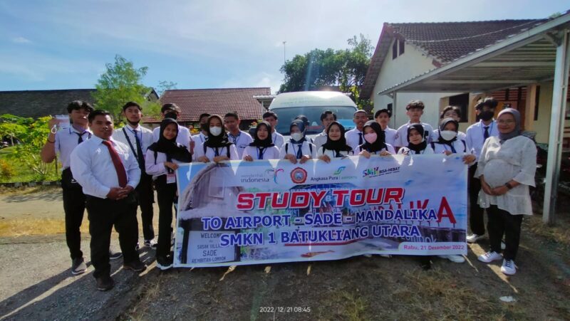 Study Tours SMKN 1 Batukliang Utara Ke BIZAM