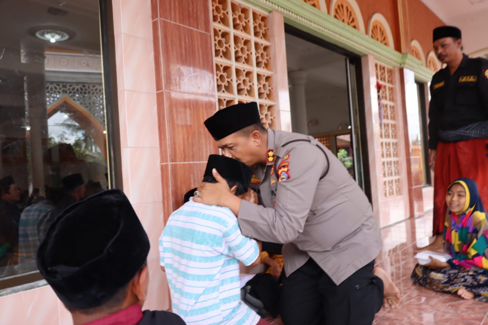 Kapolres Loteng Gelar Bhakti Religi Safari Jumat Di Kecamatan Janapria