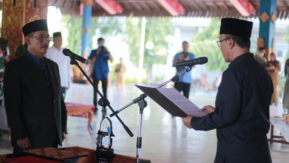 H.Ilham, S.Pd, M.Pd akhirnya resmi dilantik sebagai Sekretaris Daerah Kabupaten Lombok Barat
