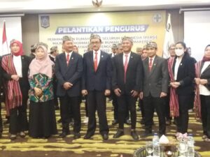 Dr. Jeck Resmi Dilantik Ketua MAKERSI NTB 2022-2025