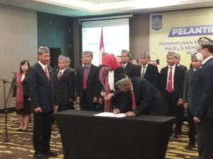 Dr. Jeck Resmi Dilantik Ketua MAKERSI NTB 2022-2025