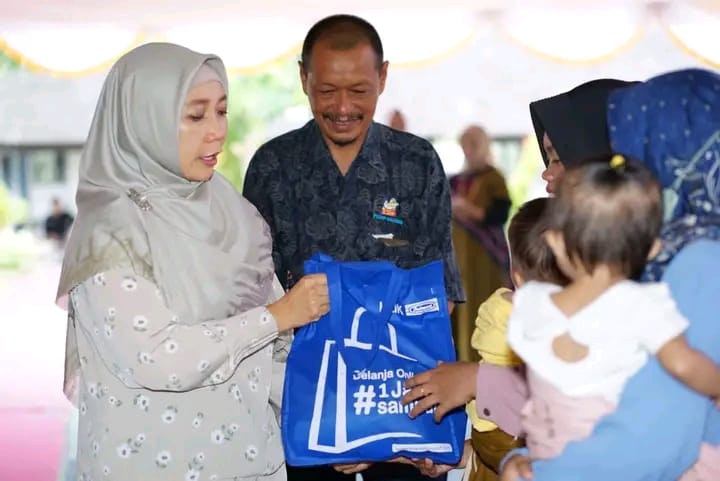 Wagub NTB Beri Edukasi Cegah Pernikahan Dini SMAN 1 Sakra