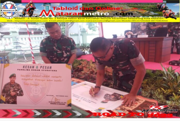 Pangdam IX Udayana Ingatkan Prajurit Kodim 1606/Mataram Jaga Netralitas Pemilu 2024 Pangdam IX Udayana menggoreskan dengan tinta emas sekelumit pesan dan kesan yang cukup berarti yang berbunyi “Kekuatan Satkowil adalah Membantu Masyarakat Dimanapun Satuan Berada. Tetap Semangat,” kepada seluruh prajurit Kodim 1606/Mataram yang di dampingi Danrem 162/WB Korem 162/WB, Brigjen TNI Agus Bhakti S.I.P., M.I.P., M.Han., Dandim 1606/Mataram Letkol. Arm Muh. Saifudin. KZ, Sos., M.Han. dan stakeholder terkait.