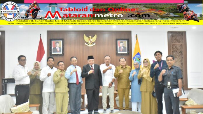 NTB Siap Kawal Stabilitas Pangan, Stok Beras Bulog 15.775 Ton Lakukan pertemuan dengan TPID, Miq Gite Siap Kawal Program Pemerintah Pusat Untuk Stabilitasi Harga Beras