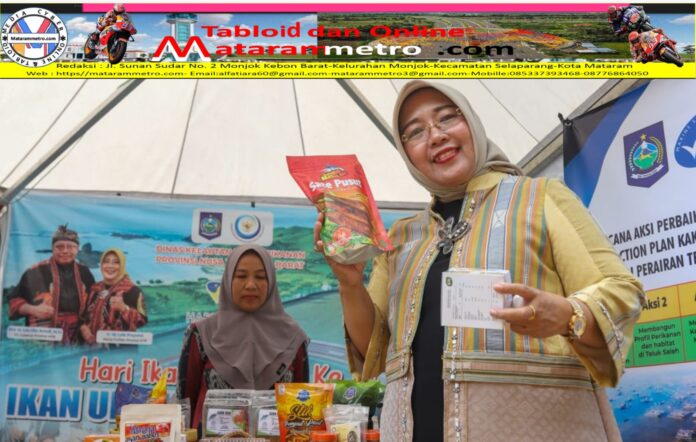 TP PKK NTB Promosikan 'Cup Cup Abon Ikan' Produksi UKM NTB Hj. Lale Prayatni PJ Ketua TP PKK NTB Promosikan 'Cup Cup Abon Ikan' Produksi UKM NTB