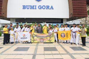 Pj Sekda NTB, Drs Ibnu Salim melepas Kontingen Dai Kyokushin Karate Indonesia (DKKI) NTB, bertempat di ruang rapat Pj Sekda kantor Gubernur, Mataram (22/2/2024).