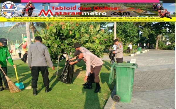 Polsek Kawasan Mandalika Hadiri Aksi Bersih Negeri Di Pantai Kuta.