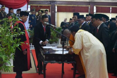 65 Anggota DPRD Provinsi NTB Dilantik, PJ Gubernur NTB Sampaikan Amanat Mendagri