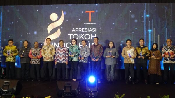 Pj Gubernur Hassanudin Raih Penghargaan Apresiasi Tokoh Indonesia 2024 Tempo Inti Media