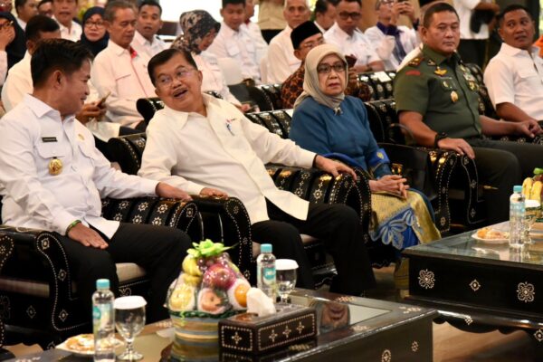 Hadiri Pelantikan Dewan Masjid, Pj Gubernur Apresiasi Kiprah Jusuf Kalla dan DMI