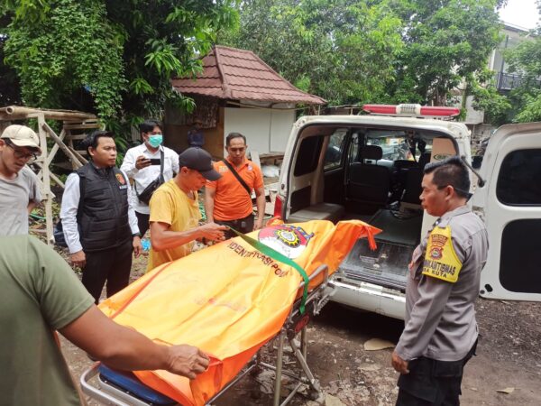 Polres Loteng Gelar Olah TKP Penemuan Mayat di Kuta.