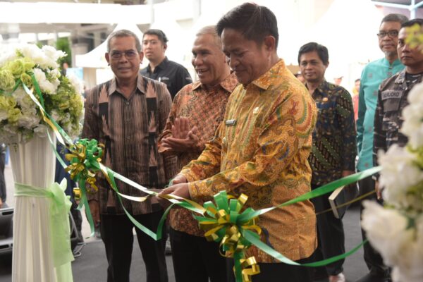 Pj Gubernur NTB Launching Perda RTRW dan MoU Antarkelembagaan