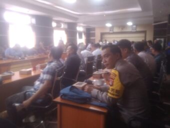 Kota mataram sebagai tuan rumah pelaksanaan pelantikan Bupati/Wakil Bupati dan Walikota/Wakil Walikota, Sekda NTB Drs. H. Lalu Gita Ariadi, M. Si., menekankan kesigap siagaan Polsekta Mataram dan Dinas Perhubungan dalam mengantisipasi meningkatnya volume arus lalulintas agar tetap nyaman, aman, dan terkendali