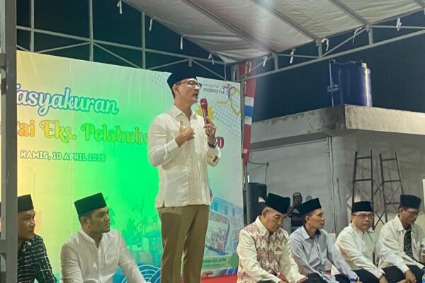 Walikota Mataram H.Mohan Roliskana, S.Sos., M.H.,