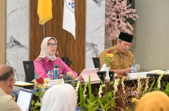 Rakor Tim Pembina Posyandu, Sinta Agathia Tekankan Pentingnya Sinergi Semua Pihak