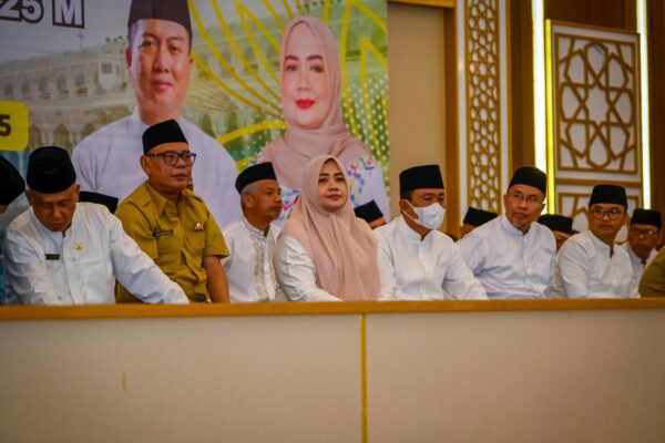 Umi Dinda Hadiri Doa Bersama Kelancaran Jamaah Haji NTB Tahun 2025 Menuju Tanah Suci