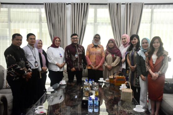 Indonesia Fashion Week 2025, Bunda Sinta Siap Hadirkan Tenun Muna Pa'a Sebagai Wajah Baru Wastra NTB