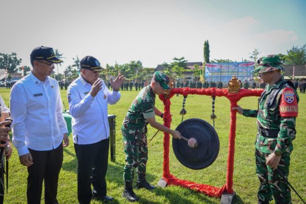 Kolaborasi Bangun Daerah Terpencil, Sekda NTB Apresiasi TMMD
