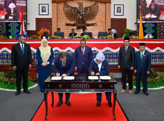DPRD NTB Gelar Rapat Paripurna Dalam Rangka Penyerahan Laporan Hasil Pemeriksaan  BPK RI