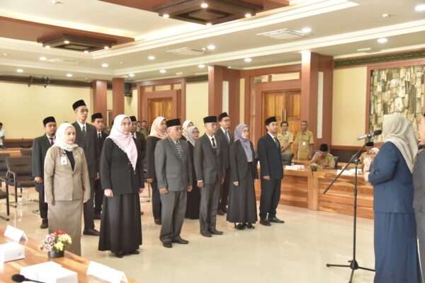 Wagub NTB Lantik Pejabat Fungsional