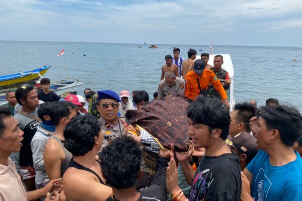 Pemburu Gurita Dinyatakan Hilang, Mayatnya Ditemukan SAR Polairud Lotara