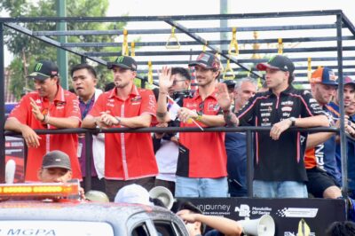 12 Pembalap Meriahkan Parade MotoGP 2025, Tak Ada Duanya Di Tempat Lain
