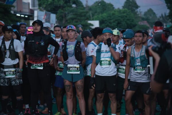Lepas Peserta Sembalun Mountain Marathon, Gubernur NTB Dorong Perbanyak Event