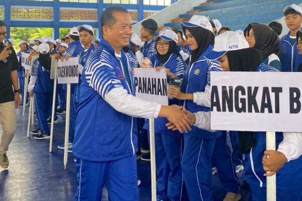 Gubernur Lepas 102 Atlet NTB ke Popnas dan Peparpenas 2025
