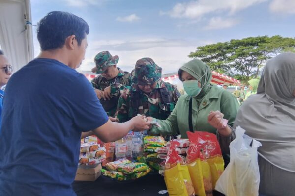 Gelar Pangan Murah Warnai Penutupan TMMD ke-126