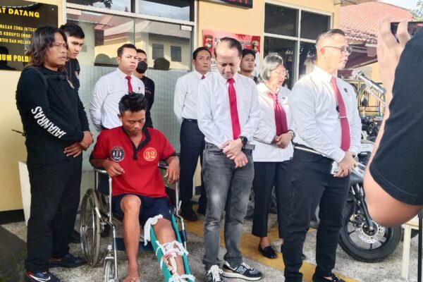 Dua Pelaku Curas Terhadap WNA di Jalur Pantai Pink Ditangkap Tim Puma Polda NTB