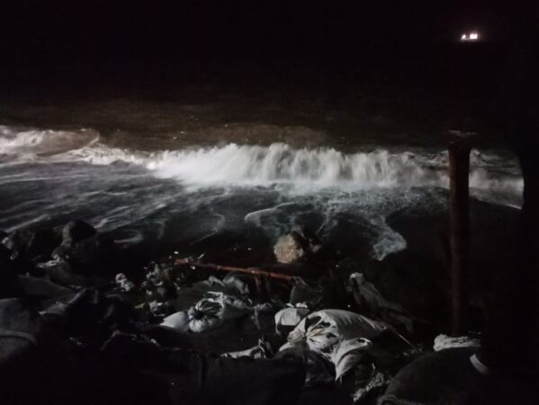 Gubernur NTB Tinjau Lokasi Banjir Rob di Ampenan, Enam Rumah Warga Rusak Parah