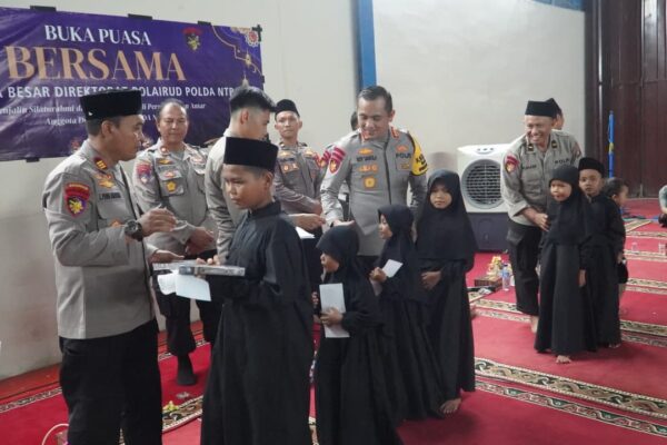 Ditpolairud Polda NTB Bersama Anak-anak Panti Asuhan Gelar Buka Puasa Bersama