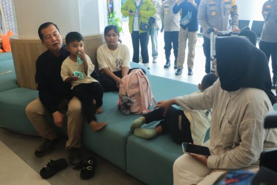 Gubernur NTB Tinjau Posko Angkutan Lebaran di Terminal Mandalika, Pastikan Pengawasan Harga Tiket dan Kesiapan Layanan