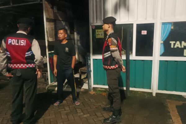 Patroli Kota Presisi Hadir di Taman Sangkareang, Polisi Sapa Warga dan Pelaku UMKM