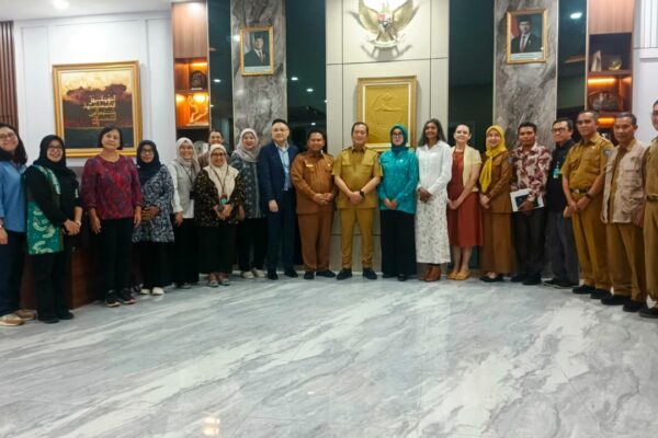 Kesehatan Mata, Pemprov NTB Gandeng Yayasan Australia Menyasar 5000 Penderita