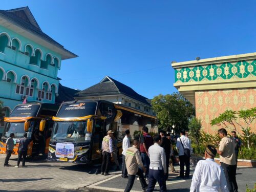 Polda NTB Kawal Keberangkatan Jamaah Haji Kloter 13 Asal Lombok Utara