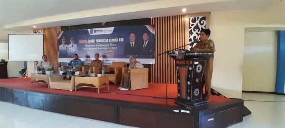 Kolaborasi Dikpora dan Iprahumas NTB, Digelar Seminar Sehari Penguatan Kapasitas Pemuda di Era Digital