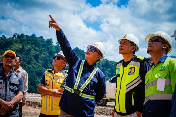 Gubernur Targetkan Jalan Lenangguar–Lunyuk Tuntas Akhir Mei, Fokus Mitigasi Longsor