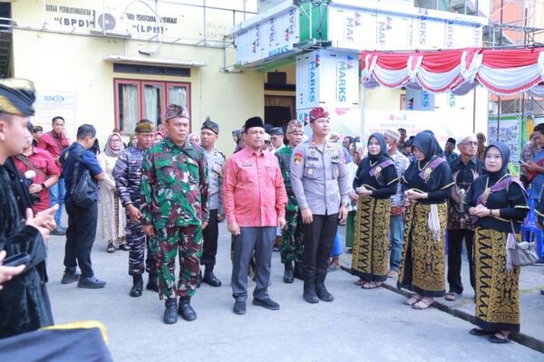 Desa Meninting Wakili Lombok Barat, Kapolda NTB Dukung Tiga Pilar Kamtibmas