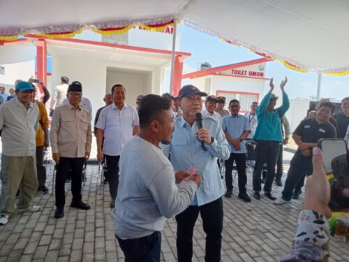 Kunjungi Kampung Nelayan Bilelando, Menko Pangan: Pemerintah Targetkan Kenaikan Nilai Tukar Nelayan